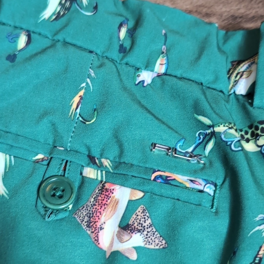 RLX Ralph Lauren Fishing Lure Print Golf Shorts Size 35x10" In Green - Picture 3 of 11